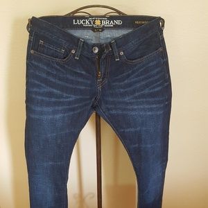 Like new Lucky Brand Size 2 Riley Skinny Jeans
